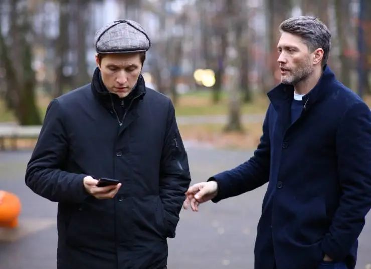 Тайна «Белой вороны» (2023) через торрент скачать Тайна «Белой вороны» (2023) сериал через торрент скачать