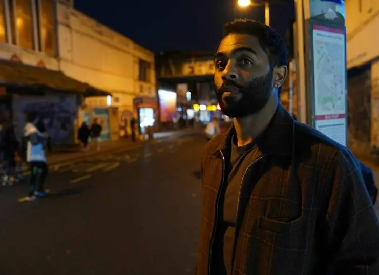 Квартира на двоих (2022) через торрент бесплатно Квартира на двоих (2022) сериал через торрент бесплатно