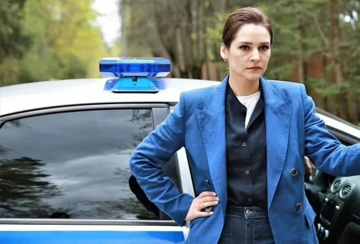 Иду за тобой (2022) через торрент бесплатно Иду за тобой (2022) сериал через торрент бесплатно