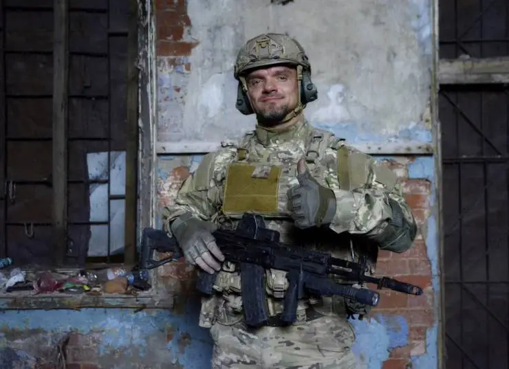 Крутые меры (2023) через торрент скачать Крутые меры (2023) сериал через торрент скачать