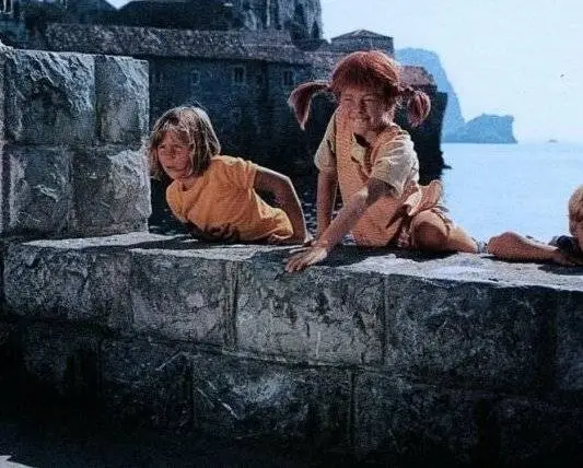 Пеппи Длинный чулок (1969) в хорошем качестве через торрент Пеппи Длинный чулок (1969) сериал в хорошем качестве через торрент