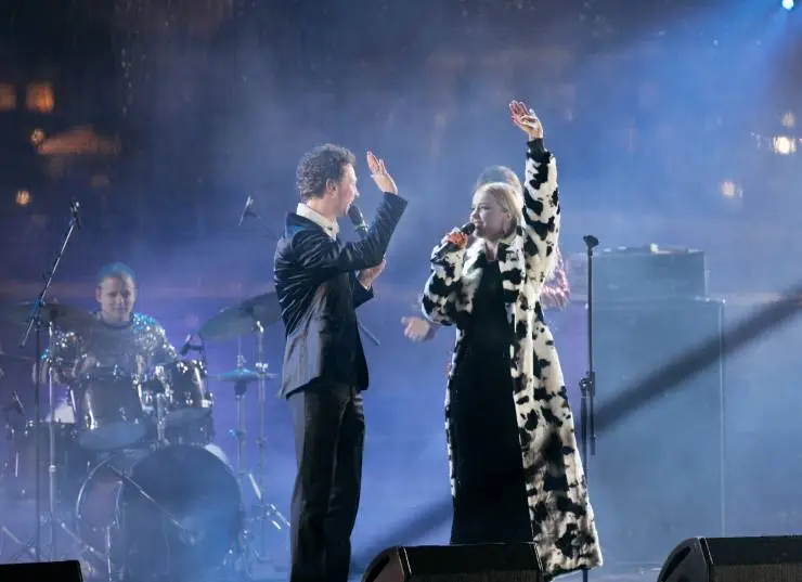 Ёлки-иголки (2022) через торрент скачать Ёлки-иголки (2022) фильм через торрент скачать