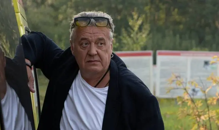 Лютик и Анютик (2024) через торрент скачать Лютик и Анютик (2024) сериал через торрент скачать