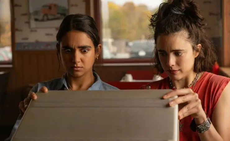 Красотки в бегах (2024) через торрент бесплатно Красотки в бегах (2024) фильм через торрент бесплатно