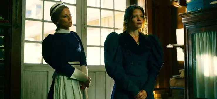 Бал сумасшедших (2023) через торрент скачать Бал сумасшедших (2023) фильм через торрент скачать