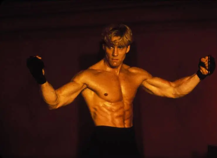 Человек против киборга (1994) через торрент скачать Человек против киборга (1994) фильм через торрент скачать