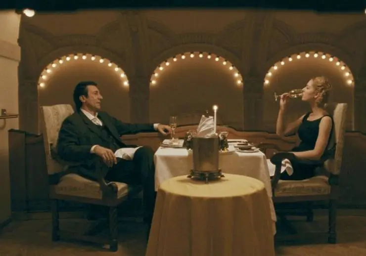 Светлая сторона Луны (2010) через торрент бесплатно Светлая сторона Луны (2010) фильм через торрент бесплатно