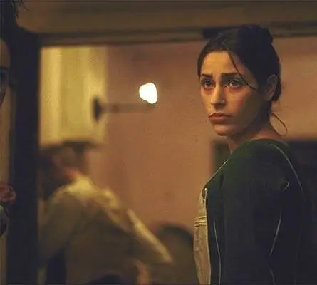 Эстер Кан (2000) через торрент скачать Эстер Кан (2000) фильм через торрент скачать