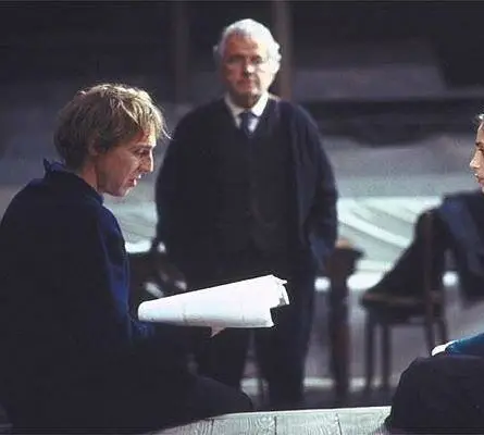 Эстер Кан (2000) через торрент бесплатно Эстер Кан (2000) фильм через торрент бесплатно