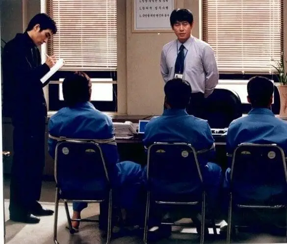 Враг общества 2 (2005) через торрент бесплатно Враг общества 2 (2005) фильм через торрент бесплатно