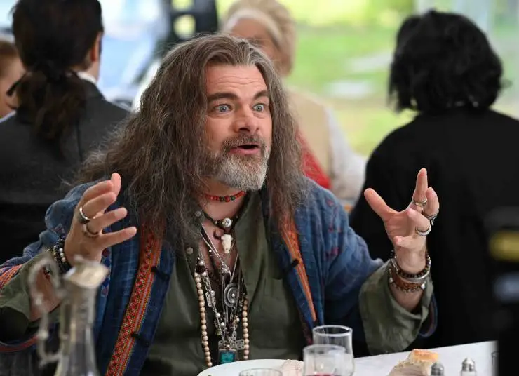 Холоп из Парижа (2024) через торрент скачать Холоп из Парижа (2024) фильм через торрент скачать