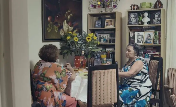 Война Раи Синициной (2020) через торрент бесплатно Война Раи Синициной (2020) фильм через торрент бесплатно