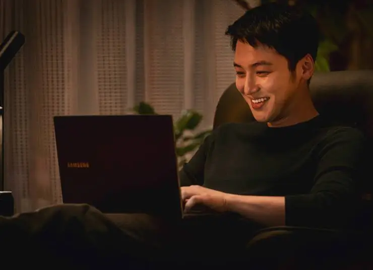 Я слежу за тобой (2024) через торрент скачать Я слежу за тобой (2024) фильм через торрент скачать