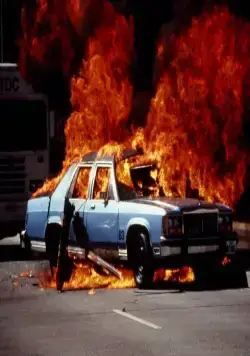 Под огнем (1997) через торрент бесплатно Под огнем (1997) фильм через торрент бесплатно