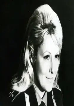 Подарок одинокой женщине (1973) через торрент скачать Подарок одинокой женщине (1973) фильм через торрент скачать