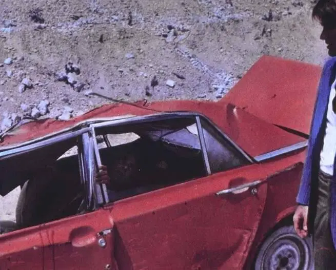 Жестокие профессионалы (1973) через торрент бесплатно Жестокие профессионалы (1973) фильм через торрент бесплатно