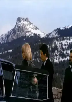 Ледяная грудь (1974) через торрент скачать Ледяная грудь (1974) фильм через торрент скачать