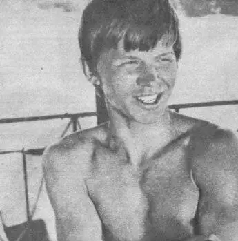 Стоянка - три часа (1974) через торрент скачать Стоянка - три часа (1974) фильм через торрент скачать