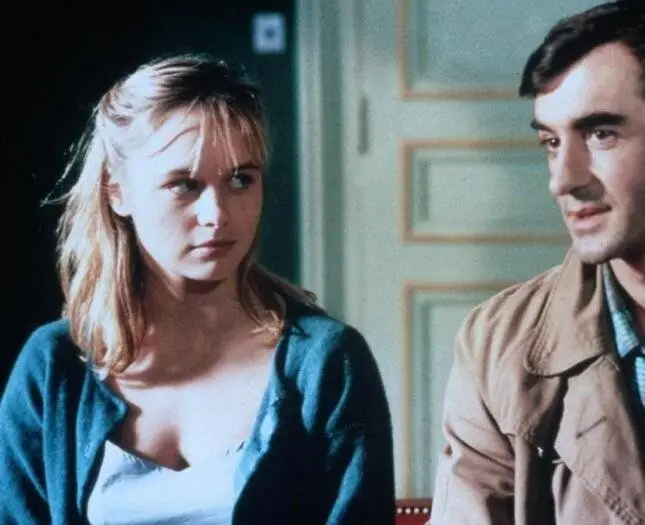 Смерть во французском саду (1985) через торрент скачать Смерть во французском саду (1985) фильм через торрент скачать