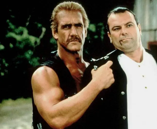 Ультиматум (1998) через торрент скачать Ультиматум (1998) фильм через торрент скачать