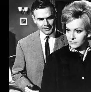 Тайна золотистых нарциссов (1961) через торрент бесплатно Тайна золотистых нарциссов (1961) фильм через торрент бесплатно