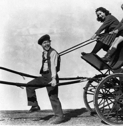 Национальный бархат (1944) через торрент бесплатно Национальный бархат (1944) фильм через торрент бесплатно