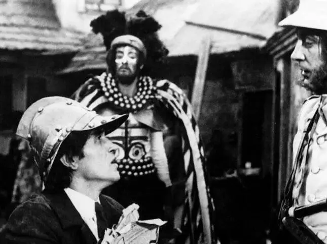 Санаторий «Под клепсидрой» (1973) в хорошем качестве через торрент Санаторий «Под клепсидрой» (1973) фильм в хорошем качестве через торрент