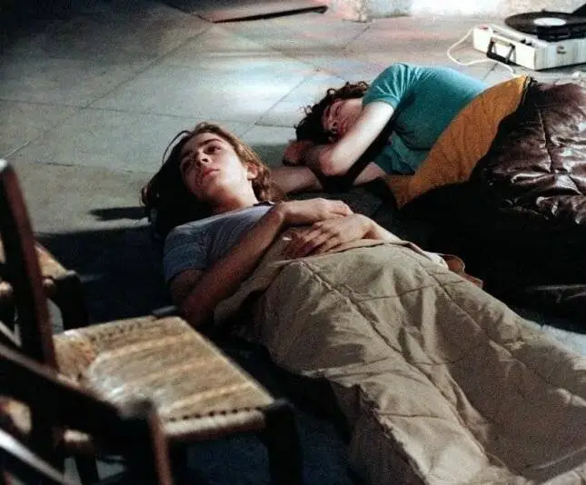 Вероятно, дьявол (1977) в хорошем качестве через торрент Вероятно, дьявол (1977) фильм в хорошем качестве через торрент