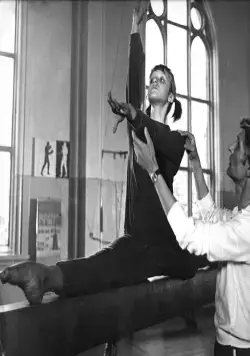 Чудо с косичками (1974) через торрент бесплатно Чудо с косичками (1974) фильм через торрент бесплатно