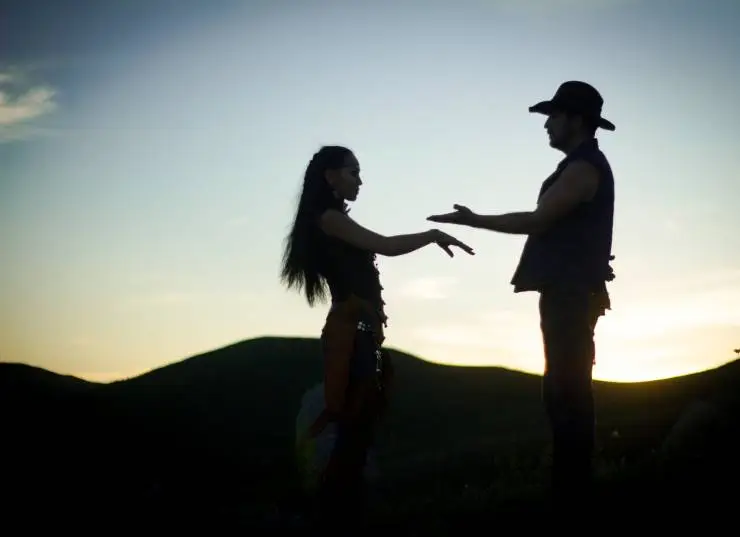 Однажды на Диком Востоке (2017) через торрент бесплатно Однажды на Диком Востоке (2017) фильм через торрент бесплатно