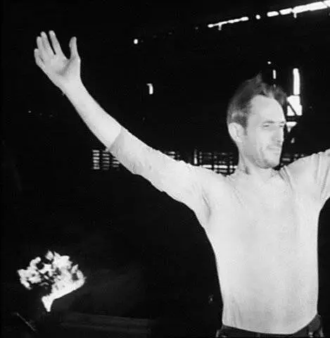 Чугун (1964) через торрент бесплатно Чугун (1964) фильм через торрент бесплатно