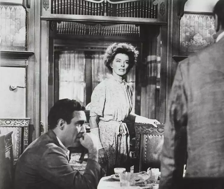 Долгий день уходит в ночь (1962) через торрент бесплатно Долгий день уходит в ночь (1962) фильм через торрент бесплатно