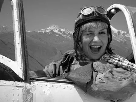 Авиаторша с Казбека (2010) через торрент скачать Авиаторша с Казбека (2010) фильм через торрент скачать