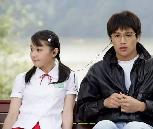 Вперед, сестрёнка! (2007) через торрент скачать Вперед, сестрёнка! (2007) фильм через торрент скачать