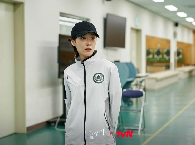 Стреляй в меня (2023) через торрент бесплатно Стреляй в меня (2023) сериал через торрент бесплатно