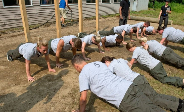 Темная сторона луны (2016) через торрент бесплатно Темная сторона луны (2016) сериал через торрент бесплатно