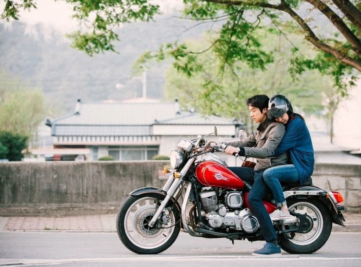 Качающиеся волны (2015) в хорошем качестве через торрент Качающиеся волны (2015) фильм в хорошем качестве через торрент