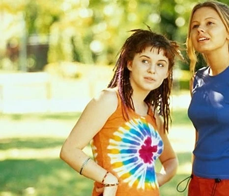 Кибер-девочка (2001) через торрент скачать Кибер-девочка (2001) сериал через торрент скачать