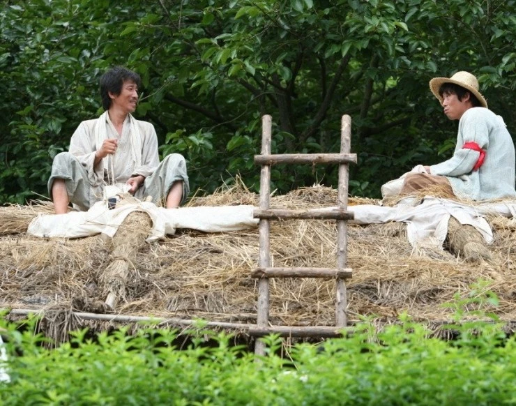 Спать с врагом (2011) через торрент скачать Спать с врагом (2011) фильм через торрент скачать