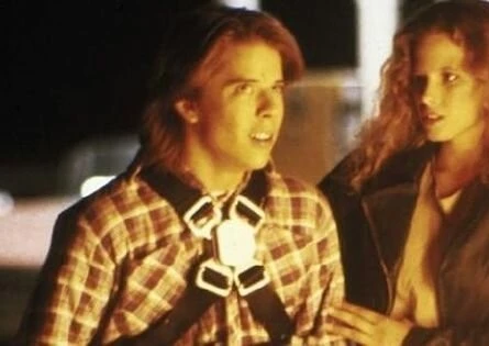 Таинственное оружие (1989) через торрент скачать Таинственное оружие (1989) фильм через торрент скачать