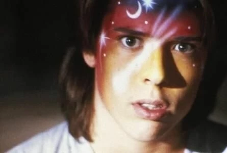 Таинственное оружие (1989) через торрент бесплатно Таинственное оружие (1989) фильм через торрент бесплатно