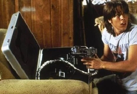 Таинственное оружие (1989) в хорошем качестве через торрент Таинственное оружие (1989) фильм в хорошем качестве через торрент