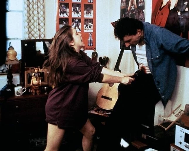 Крик о помощи (1984) через торрент бесплатно Крик о помощи (1984) фильм через торрент бесплатно