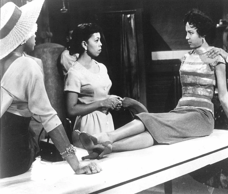 Кармен Джонс (1954) через торрент бесплатно Кармен Джонс (1954) фильм через торрент бесплатно