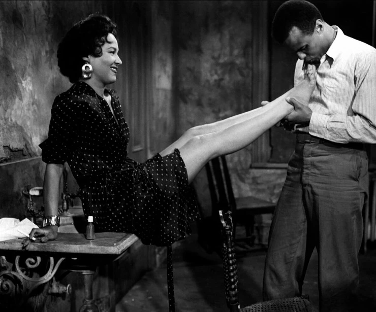 Кармен Джонс (1954) через торрент скачать Кармен Джонс (1954) фильм через торрент скачать