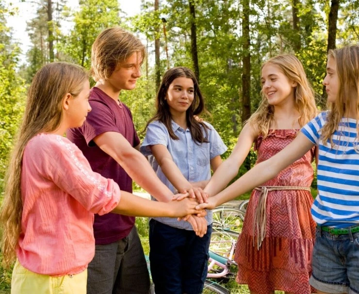 Ханни и Нанни 2 (2012) через торрент бесплатно Ханни и Нанни 2 (2012) фильм через торрент бесплатно