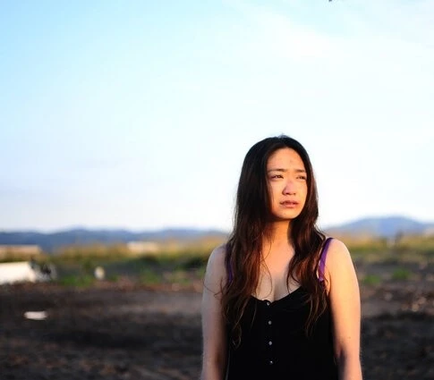 Лишь здесь остался свет (2014) в хорошем качестве через торрент Лишь здесь остался свет (2014) фильм в хорошем качестве через торрент