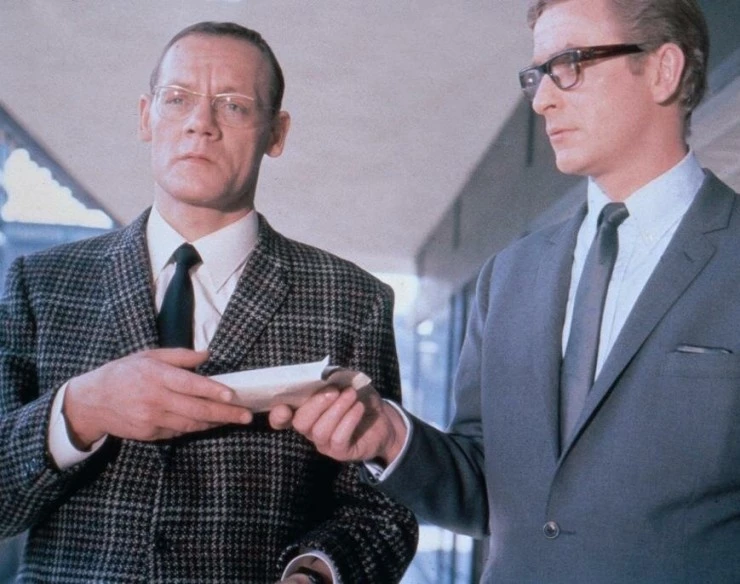 Похороны в Берлине (1966) через торрент бесплатно Похороны в Берлине (1966) фильм через торрент бесплатно