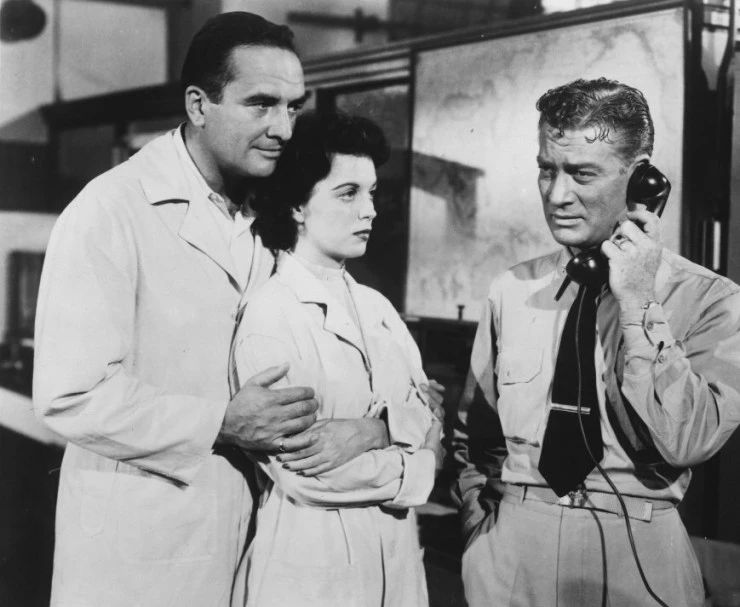 Это прибыло со дна моря (1955) в хорошем качестве через торрент Это прибыло со дна моря (1955) фильм в хорошем качестве через торрент