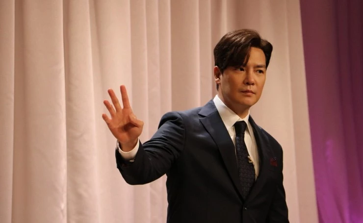 Солнечный день (2025) через торрент бесплатно Солнечный день (2025) фильм через торрент бесплатно